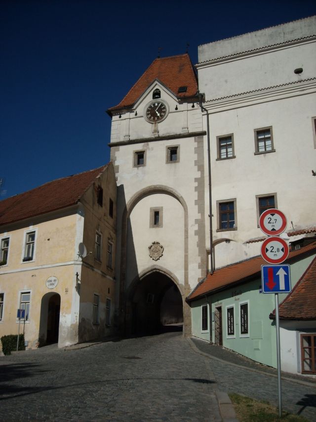 Jindrichuv-Hradec-Gate-s
